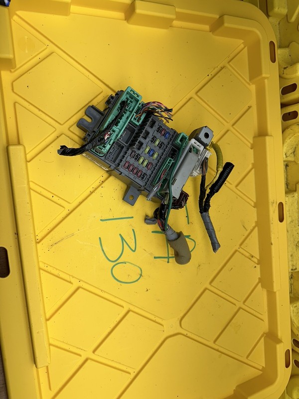 2010 HONDA ACCORD INTERIOR FUSE BOX OEM