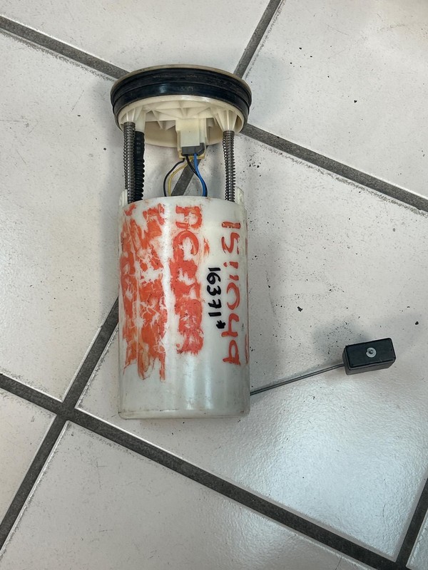 2004 2005 2006 2007 2008 Acura TL fuel pump assy 3.2L fuel pump assy