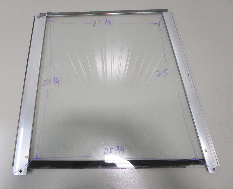1980s Bayliner Capri Boat Right Starboard Front Window Windshield 25 3/4" x 25"