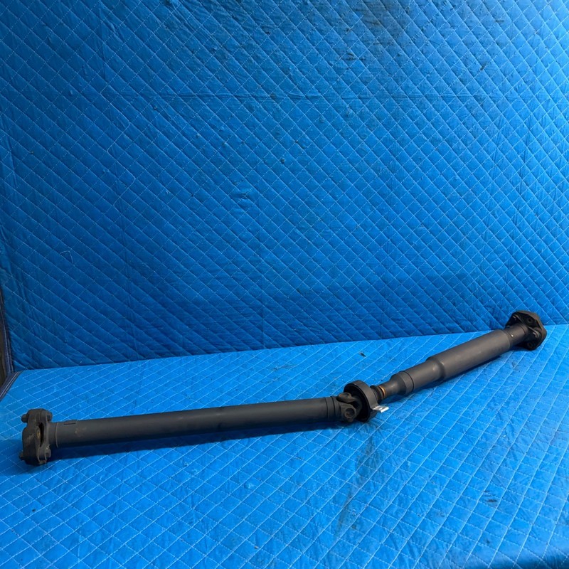 BMW F30 F31 F32 F36 X-DRIVE 4x4 PROPELLER SHAFT PROPSHAFT DRIVE SHAFT 7609365-04