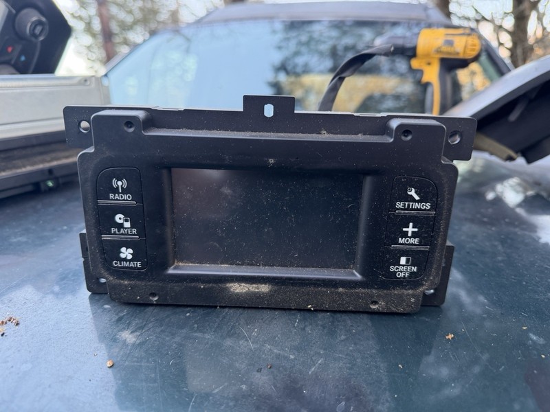 11-19 Journey Climate Radio Dash Information Display 4.3" Screen OEM 05064976AH