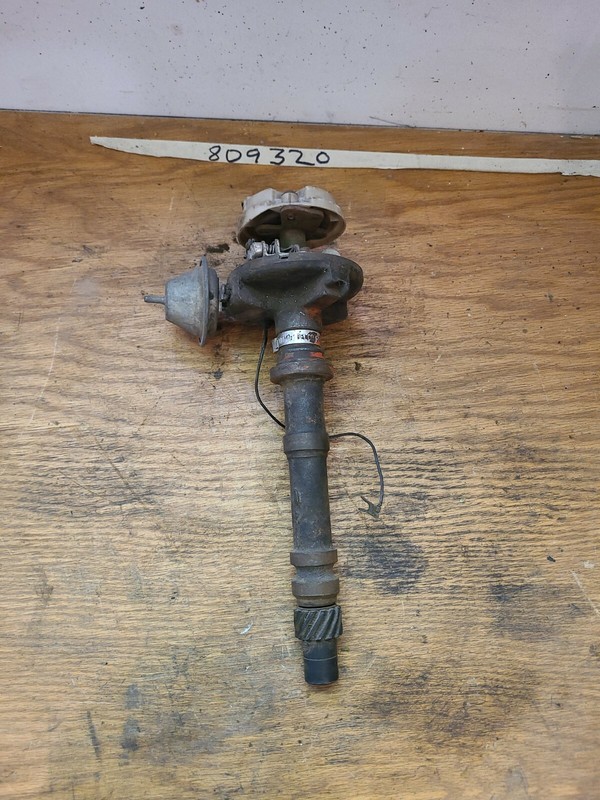 corvette distributor 1110946 dated 9G12 no cap