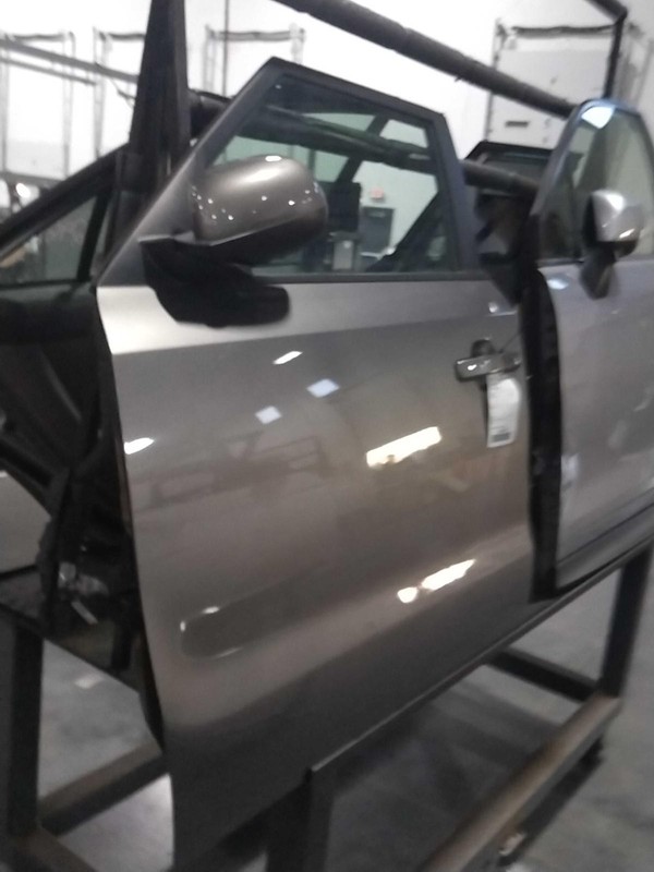 2017 KIA SOUL Left Front Door Grey OEM 84000 Miles - Used Part NJ25-26088-665607