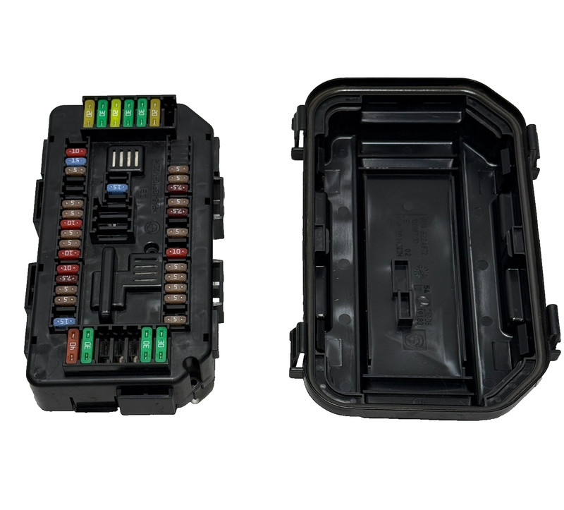 π 2012-2021 BMW 320I FRONT CABIN FUSE RELAY BOX JUNCTION BLOCK 61149389068 OEM