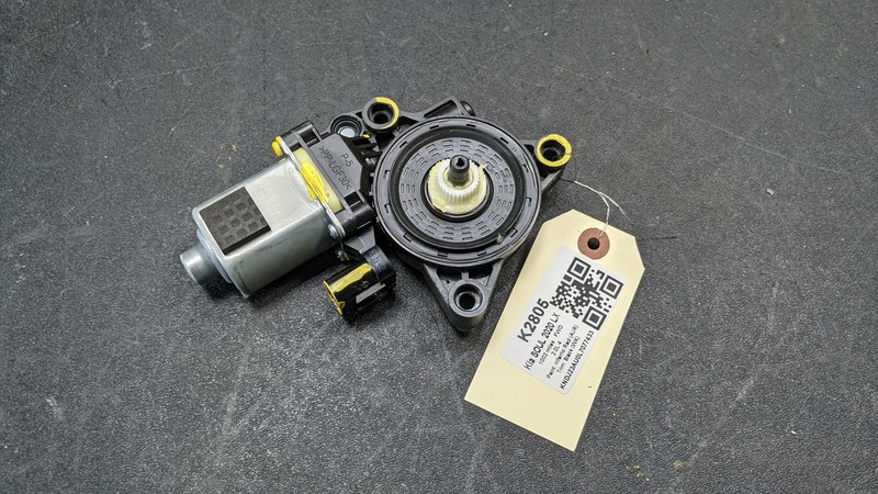 Right Front Glass Window Regulator Motor 82460-K0000 2020 Kia Soul 2021