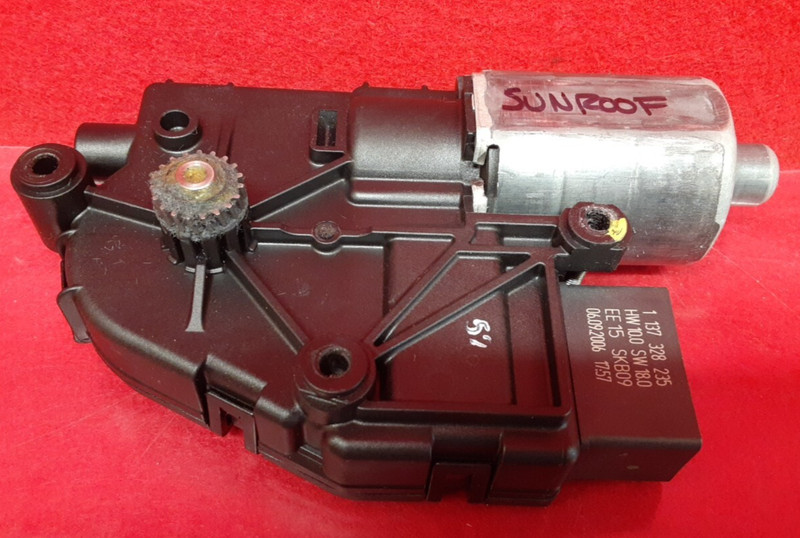 2007 - 2015 Audi Q7 Sunroof Glass Power Window Motor 4L0-959-591 - Qty:1
