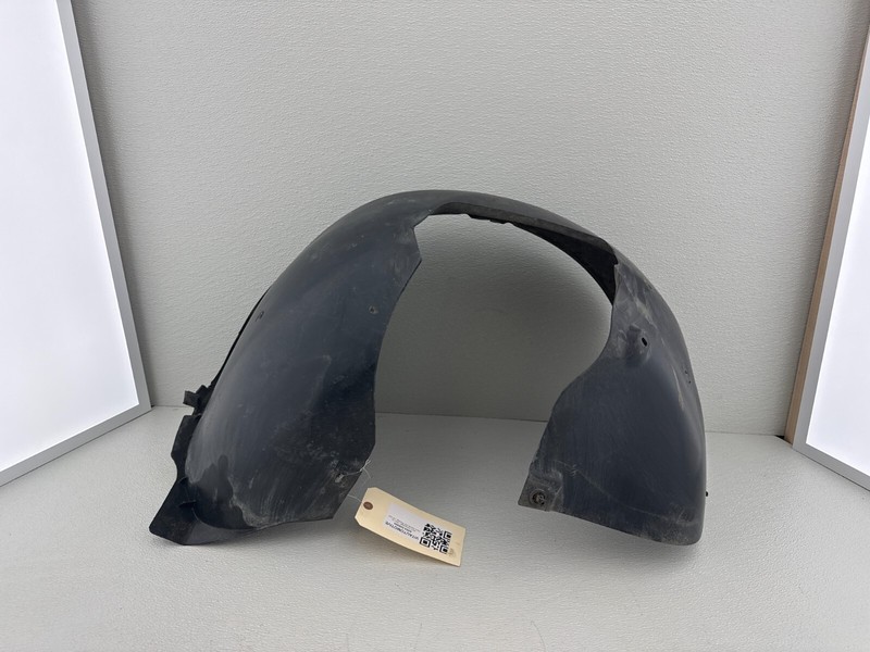 2010 - 2014 Volkswagen Jetta Sportwagen Front Left Fender Liner 1K5 805 977 OEM