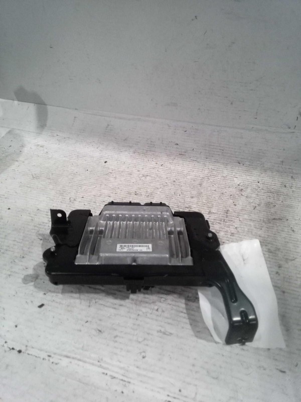 Used Engine Control Module (ECM) fits: 2023 Honda Civic Electronic Control Modul
