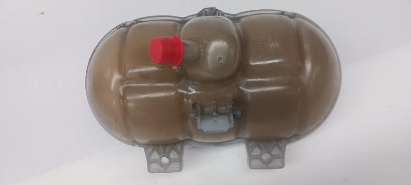 15-'23 FORD MUSTANG coolant Overflow Bottle OEM 6 Month Wnty!