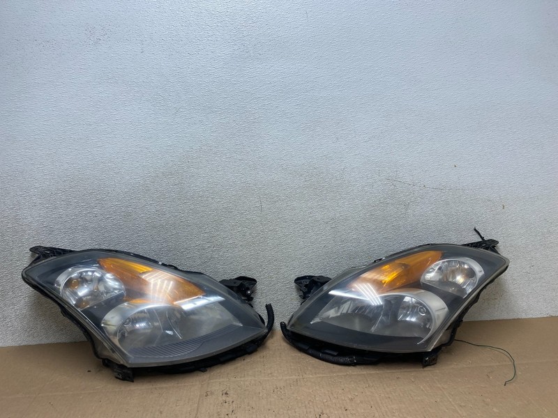 Sedan 2007 2008 2009 Nissan Altima Left+Right Set Headlights W0902 DW