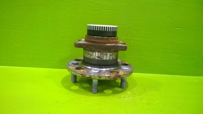 11 12 13 HYUNDAI SONATA 2.4L AT REAR WHEEL HUB OEM 2419-68