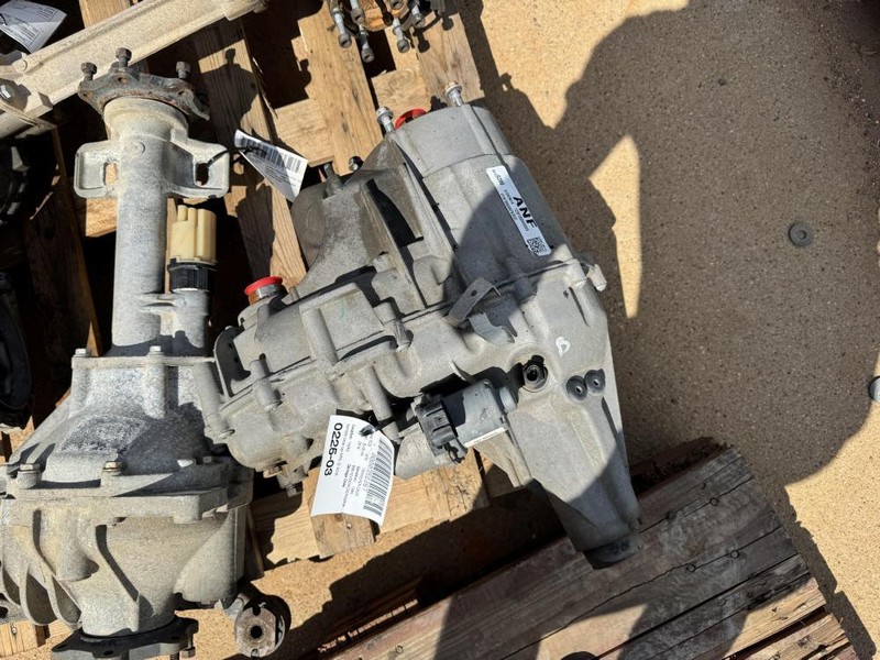 2015-2020 SUBURBAN YUKON TAHOE 4X4 TRANSFER CASE