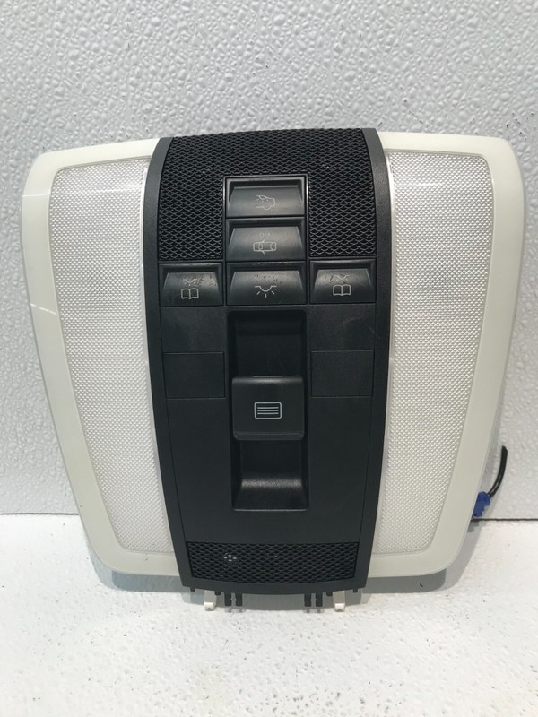 08-14 Mercedes W204 C250 C300 C63 AMG Overhead Dome Light Lamp OEM A2048201323