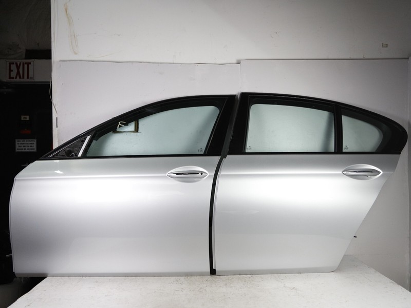 11-16 BMW F10 535i 550i 528 Front & Rear Driver Side Doors Complete Silver 354