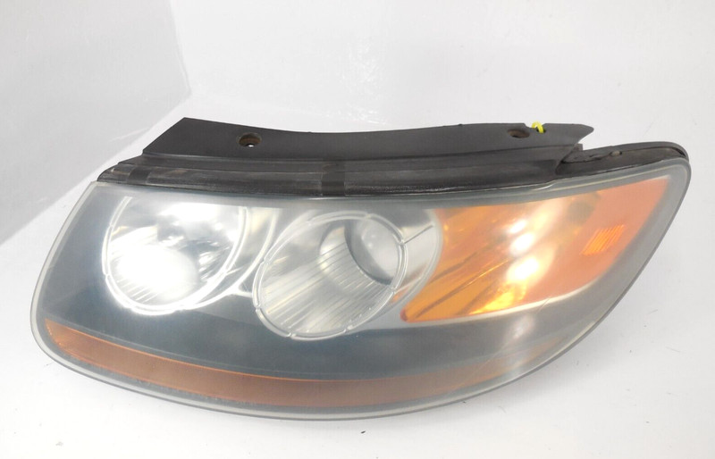 Hyundai Santa Fe Halogen Headlight Driver Left Thru 07/11/07 OEM 2007 07