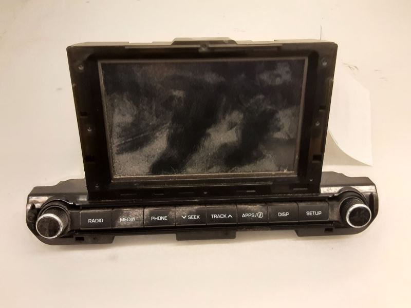 2017 2018 Hyundai Elantra Sedan Radio Receiver without Navigation or CD Player