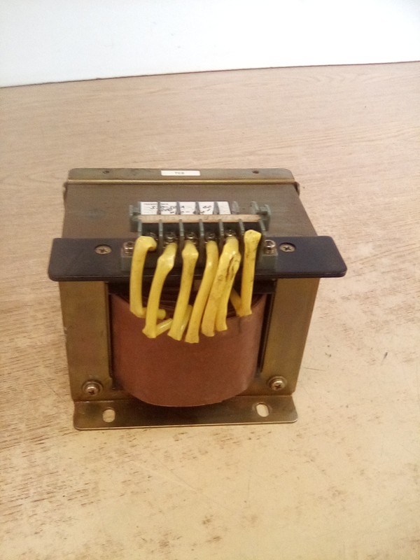Toho Densokuki Co. STD-500A 60Hz 500VA Transformer