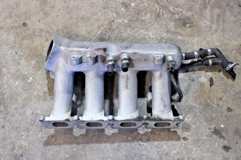 2002-2006 AUDI TT COUPE MK1 1.8L - Intake Manifold 06A133223CC