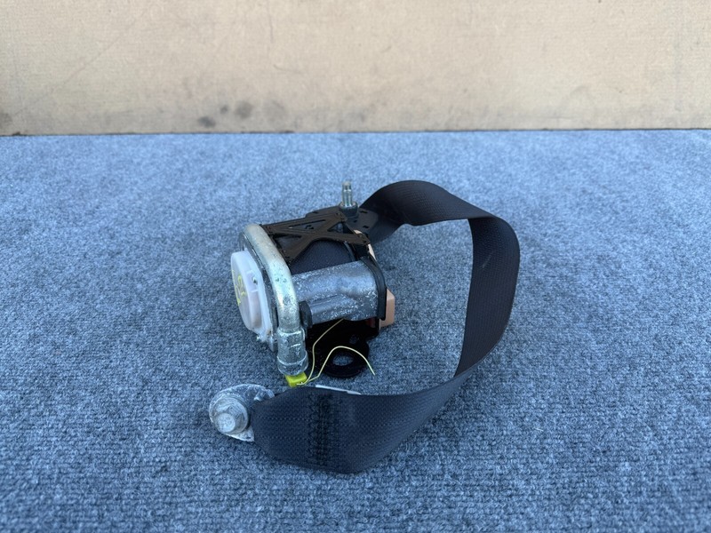 NISSAN 370Z 2010-2019 ROADSTER CONVERTIBLE OEM FRONT LEFT DRIVER SEAT BELT ASSY