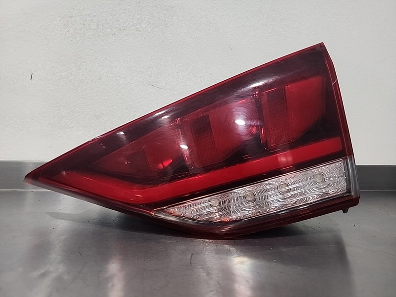 2018 Thru 20 OEM Hyundai Genesis G80 Rear Right Passenger Tail Light Lamp Inner