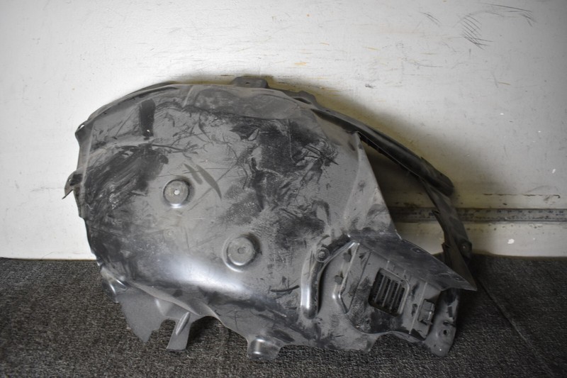 2021-2024 BMW FtFender Liner 51-71-8-070-503
