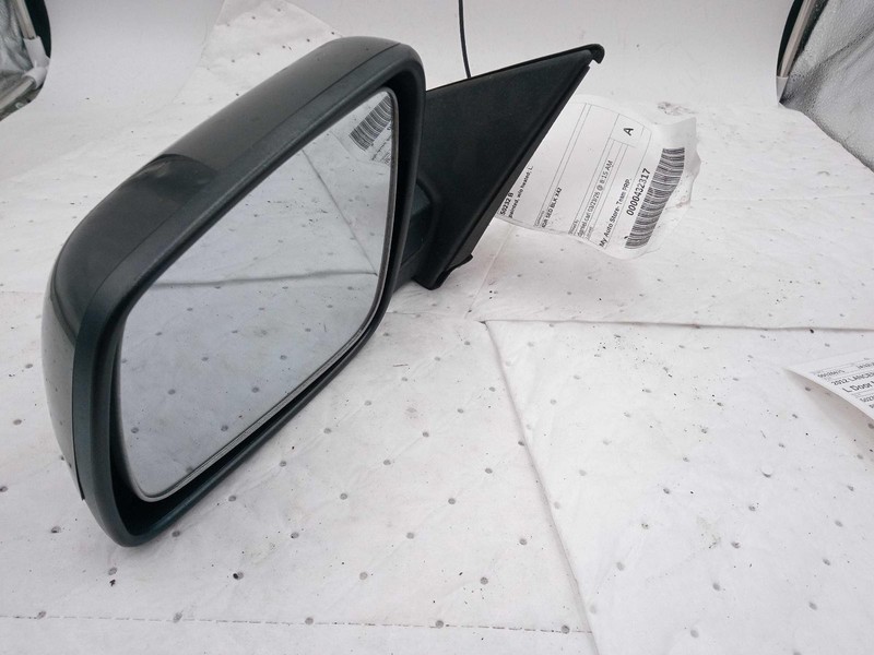 Used Left Door Mirror fits: 2012 Mitsubishi Lancer painted w/o heated Left Grade