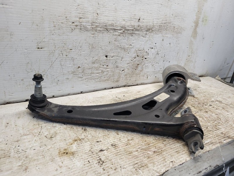 Passenger Right Lower Control Arm Front Fits 20-23 ACADIA 1703754