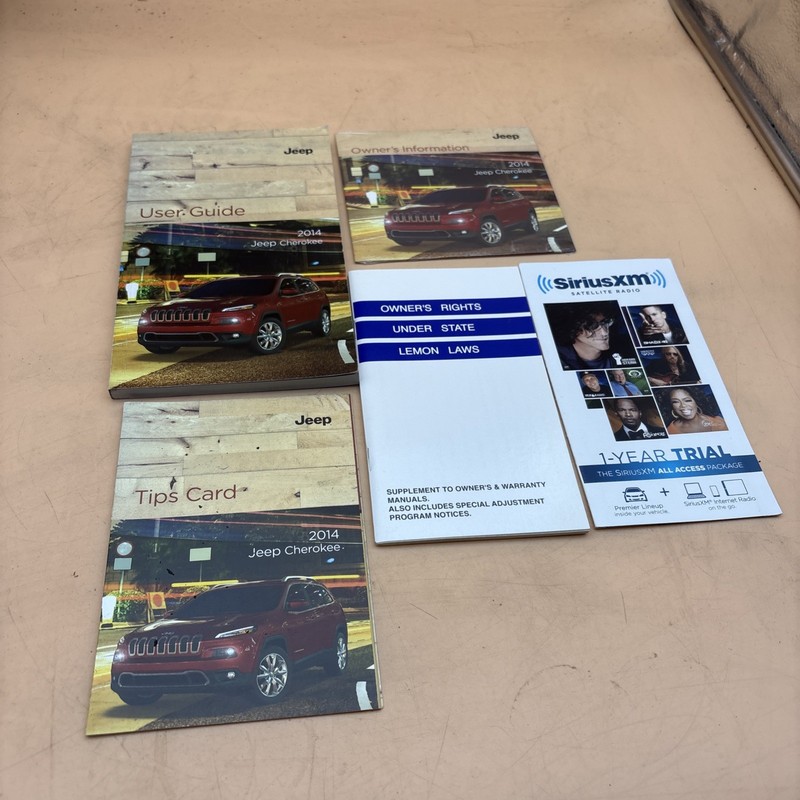 2014 JEEP GRAND CHEROKEE OWNERS MANUAL Owners Info CD With Free Shipping