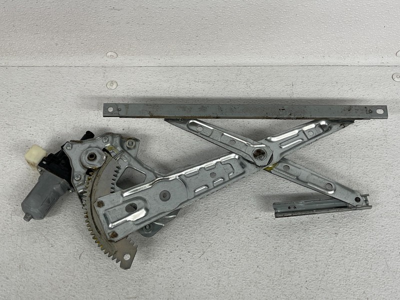 ⭐14-17 INFINITI QX50 REAR RIGHT DOOR WINDOW REGULATOR W/ MOTOR OEM LOT2344