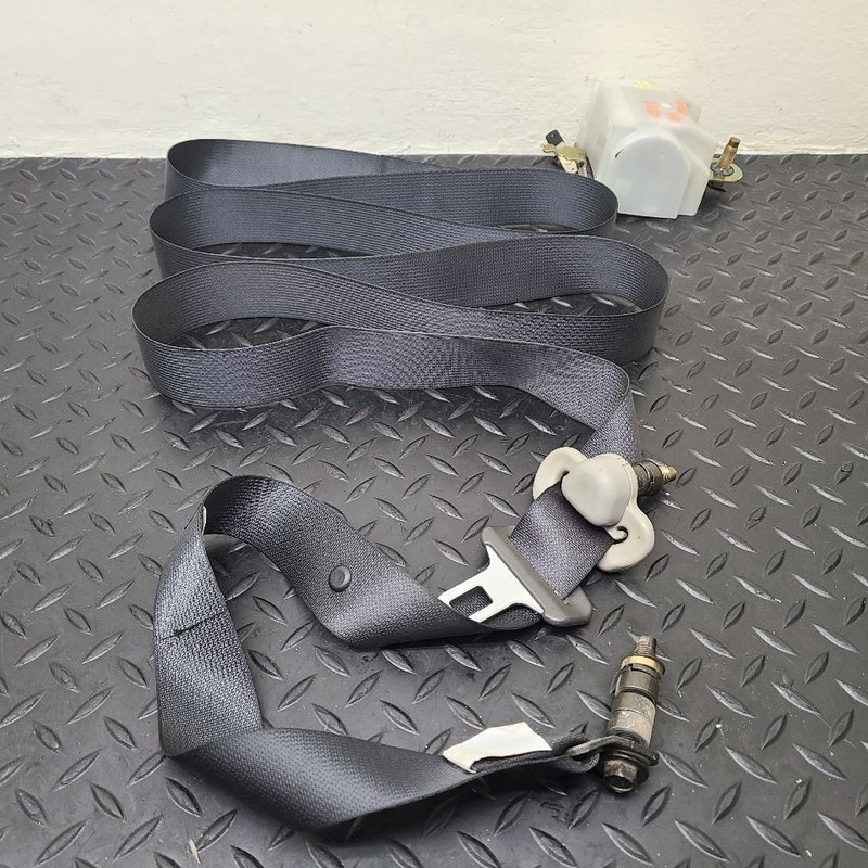 05-07 Nissan Titan Extended Cab Rear Right Seat Retractor Gray OEM 88844-7S271