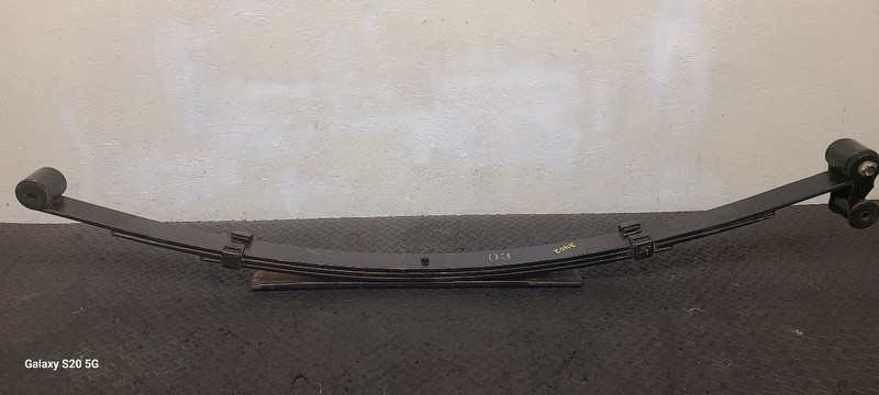 00-06 Toyota Tundra 4.7L 4x2 Rear Right Passenger Leaf Spring OEM 48220-0C011