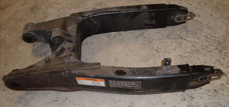 2002 Honda CBR600F4 CBR 600 F4 CBR600 Rear Back Swingarm Swing Arm Swivel Pivot