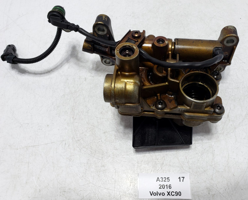 ✅ 2016-2022 OEM Volvo XC60 XC90 S90 V90 2.0L Engine Motor Oil Pump Unit