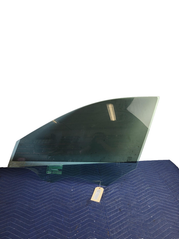 VOLVO XC60 2022 2.0L FWD Front Left Driver Door Window Glass USED OEM