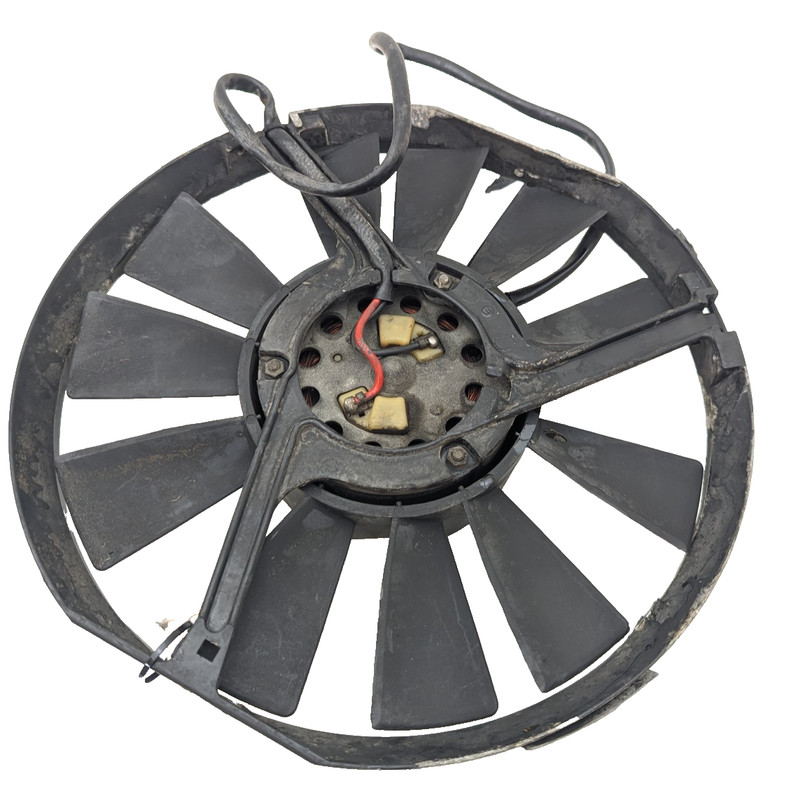 81-85 MERCEDES W123 300D AUXILIARY AUX COOLING FAN W BLADE 0005004893