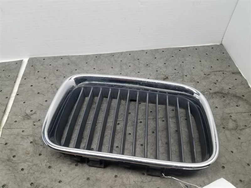 Passenger Right Grille Upper Fits 92-96 BMW 318i 971299