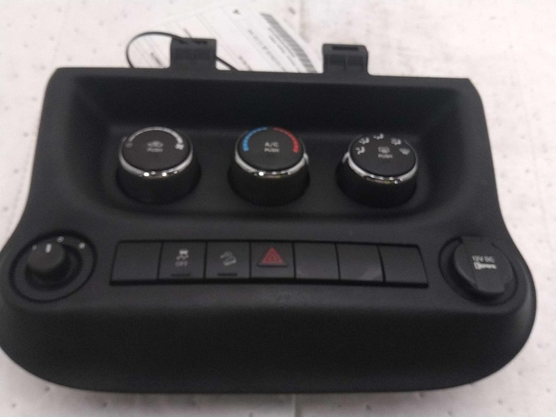 2011 Jeep Wrangler A/C Selector Switch OEM Silver 55111168AA 145k Miles