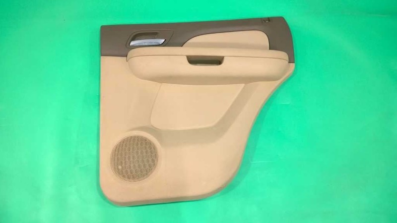 07-14 YUKON PASSENGER RIGHT REAR INTERIOR DOOR PANEL OEM 2883-105