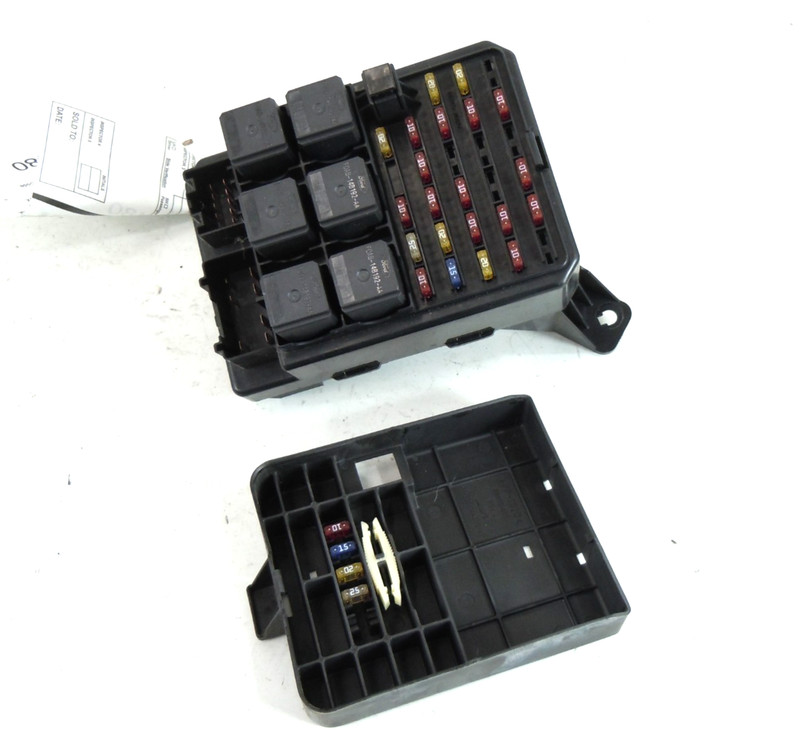 1999 2000 Ford Windstar Cabin Relay Fuse Box OEM XF2T-14A067-AE