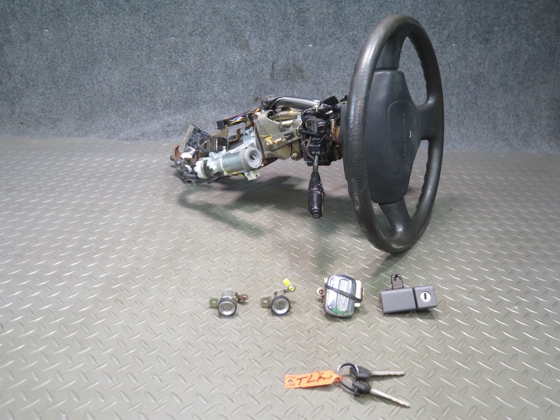 1992 TOYOTA LAND CRUISER FJ80 STEERING COLUMN ASSEMBLY W IGNITION LOCK KEY SET