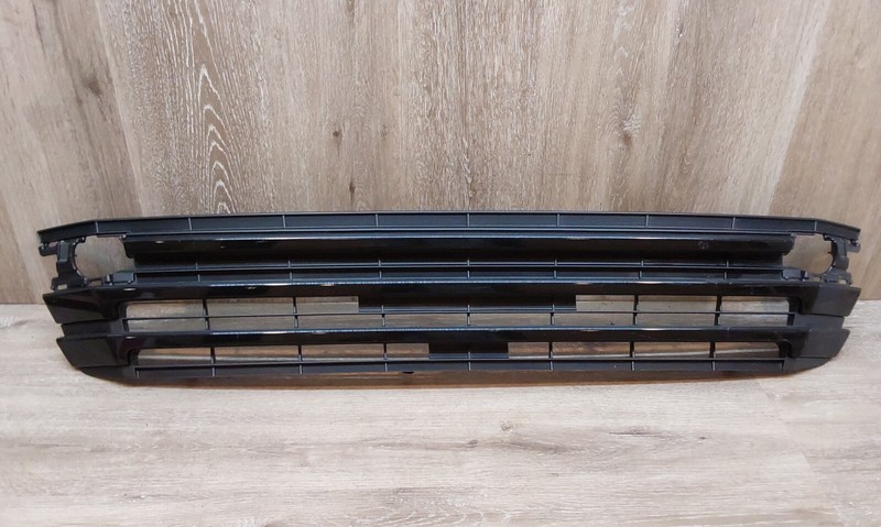 2017-2019 Toyota Highlander OEM Grille Grill 53112-0E180