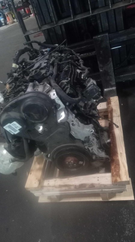 2019 VOLVO XC40 2.0L Engine Complete Assembly 4WD, 111K Miles, OEM, Silver