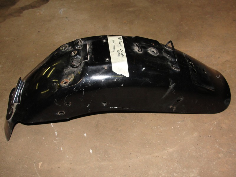 98 SUZUKI LS 650 SAVAGE REAR FENDER LS650