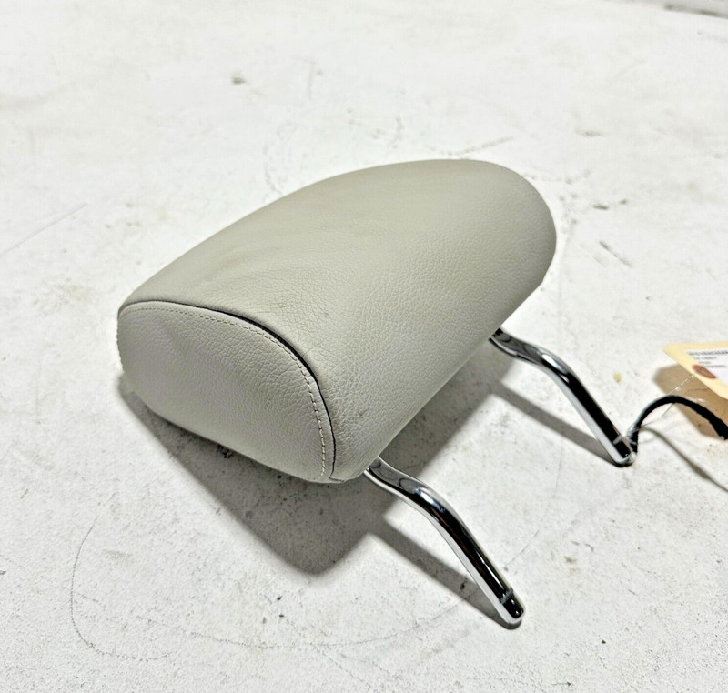 Rear Row Bench Seats Center Headrest Mercedes-Benz S550 W222 2014-2017 OEM