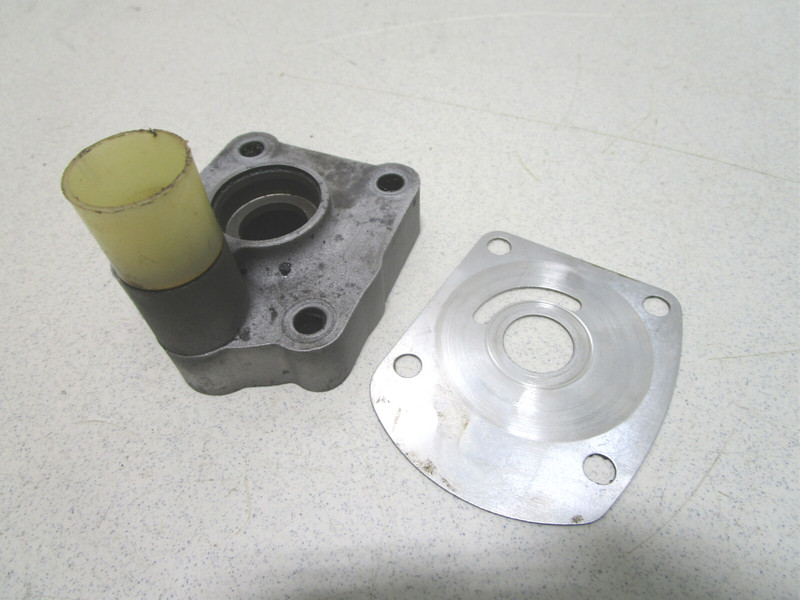 46-FA463060 Force Chrysler Outboard 50 HP Water Pump Impeller Housing FA463060