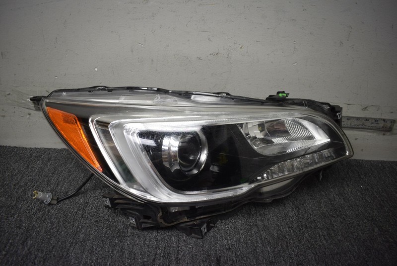 2015-2017 SUBARU LEGACY HEADLIGHT RIGHT SIDE FACTORY OEM