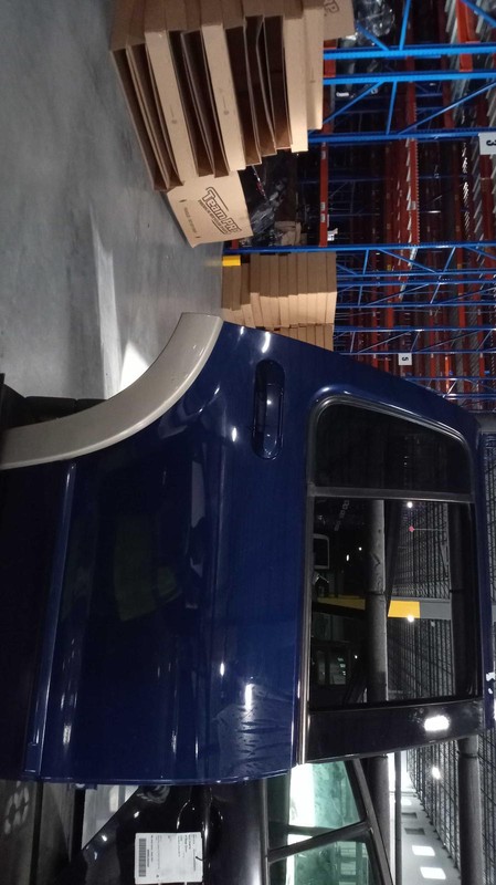 2006 Ford Explorer Rear Right Door Blue OEM Used 471303 189K Miles