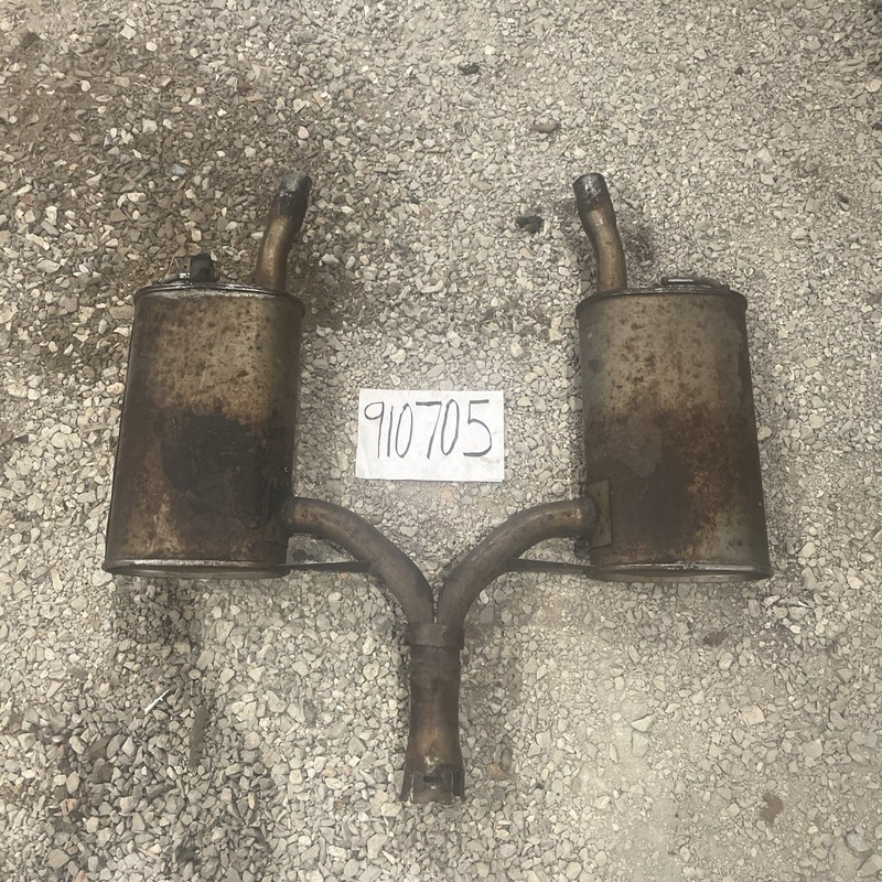 95-97 LEXUSLS400 CENTER EXHAUST MUFFLER DUAL PIPE OEM