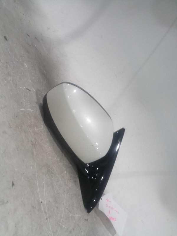 2015 INFINITI QX60 Right Door Mirror Assembly w/ Camera, Scratches, 128k Miles