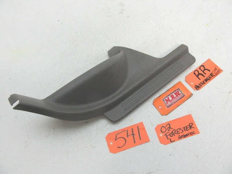 TRIM DOOR PANEL CARPET COVER RIGHT REAR BACK SCUFF SEAT SILL fits 98-02 FORESTER